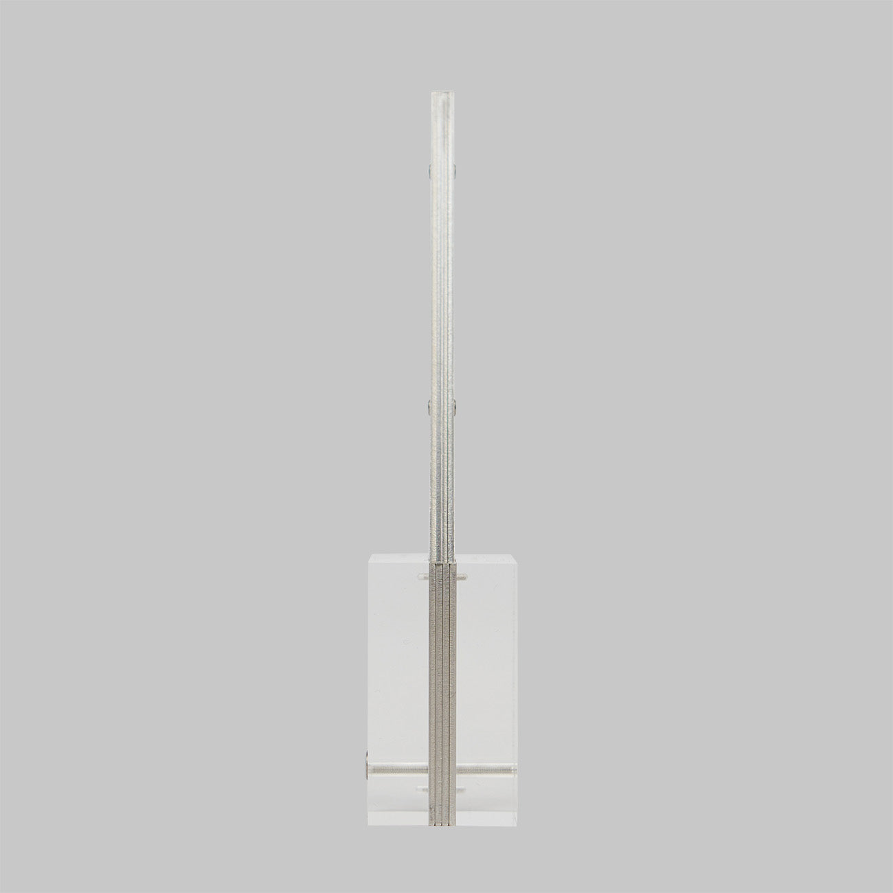 CLAUSTRUM / DESK PEN